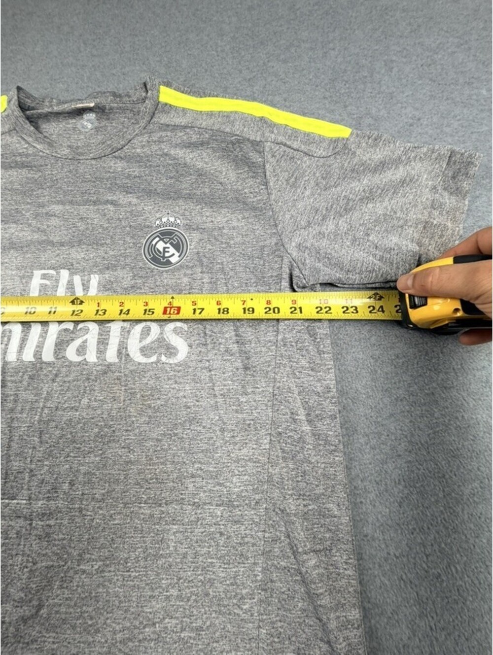 Real Madrid Ronaldo 7 Mens Soccer Jersey Fly Emirates XL Gray La Liga Patch - Picture 4 of 7